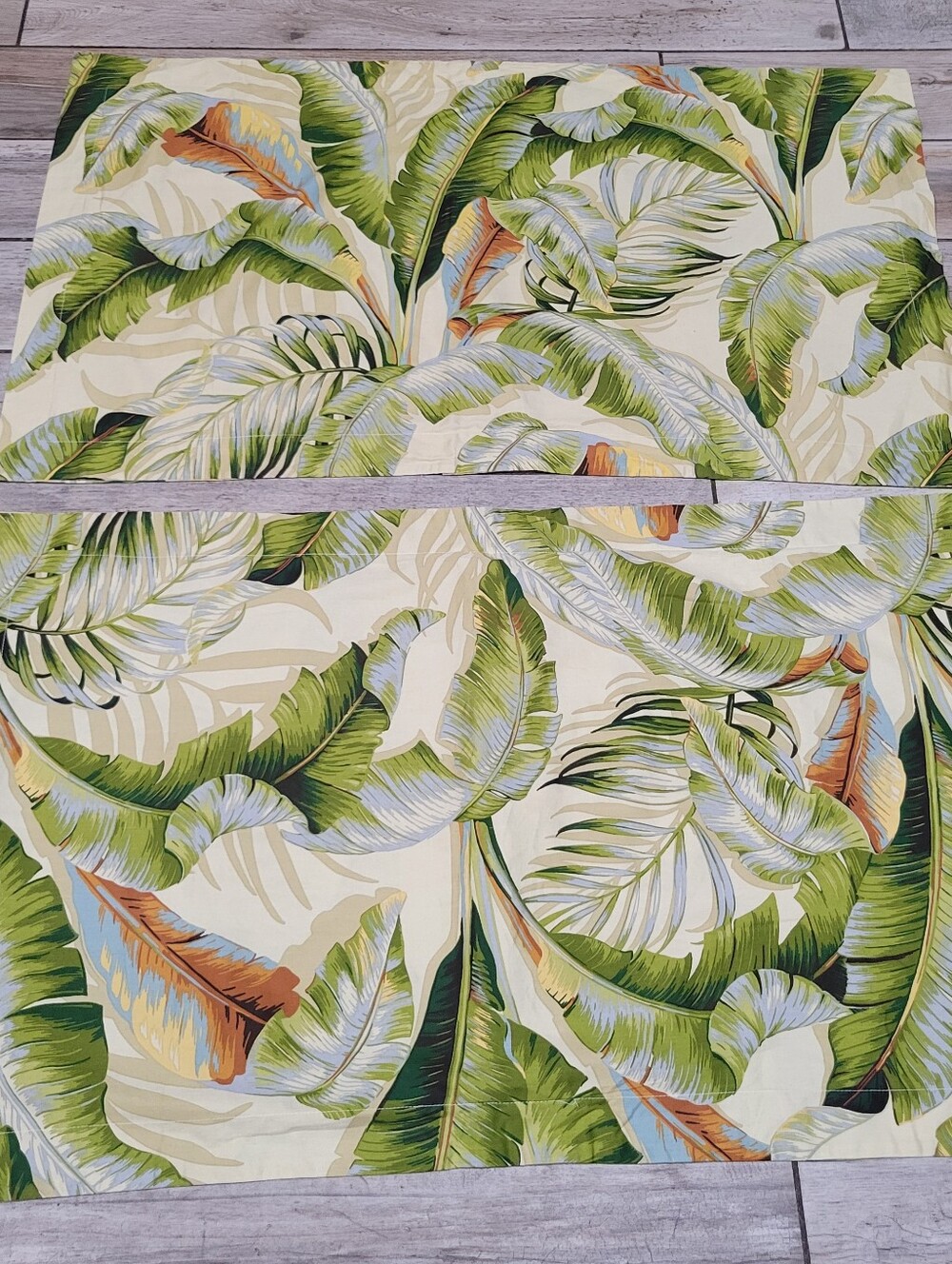Tommy Bahama Palmiers King Pillow Shams 2 Tropical Green Palm Leaves